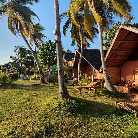 Le Transat Bed & Breakfast Ambatoloaka  Ngoại thất bức ảnh